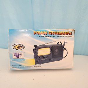 Dynamo Rechargeable World Radio Hand Generator Battery, Tested